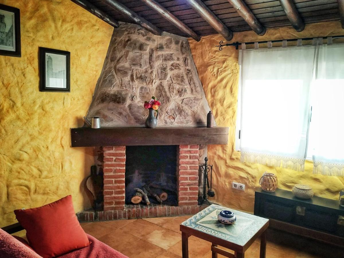 Casa Rural La Villa ميراندا ديل كاستانيار المظهر الخارجي الصورة
