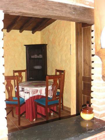 Casa Rural La Villa ميراندا ديل كاستانيار المظهر الخارجي الصورة